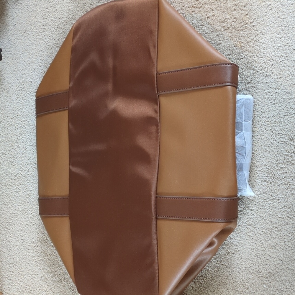 New Bella Russo Quality Beautiful Brown Tote With Huge Zipper & Pockets Inside - Picture 5 of 7